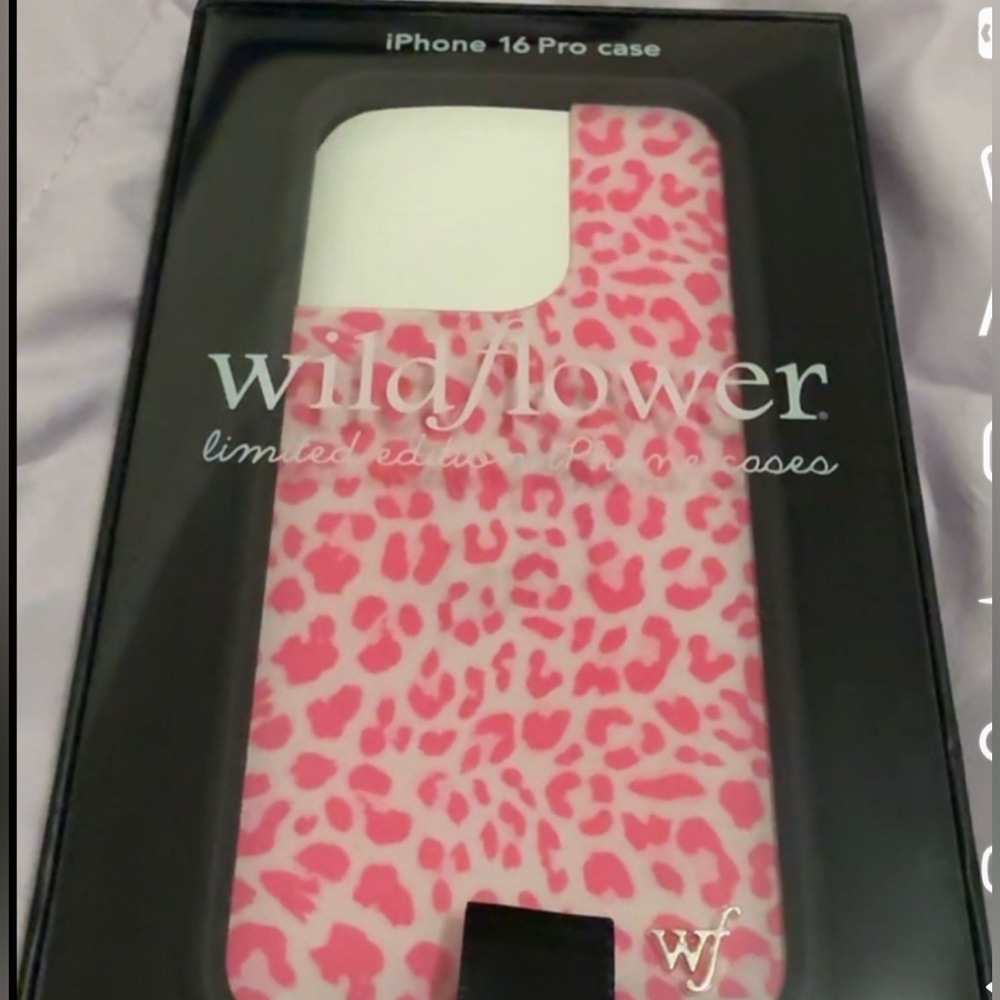 Wildflower Animal Print iPhone 16 Pro Case
